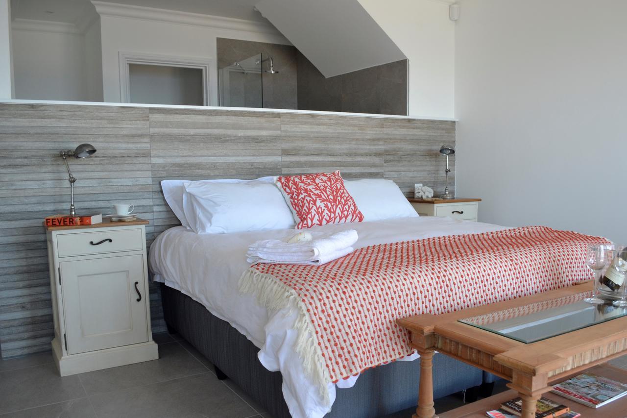 Hotel Oceans Drift à Le Cap Extérieur photo