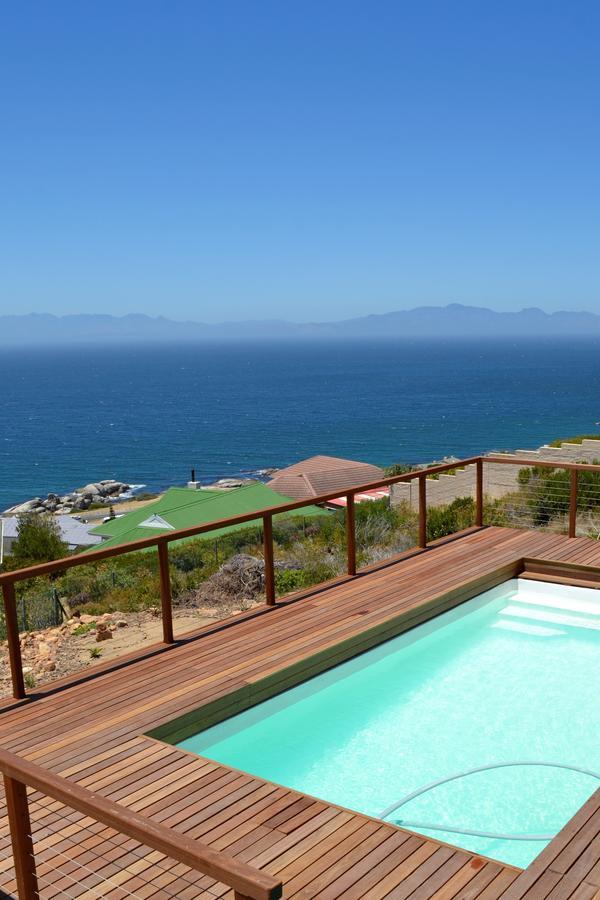 Hotel Oceans Drift à Le Cap Extérieur photo