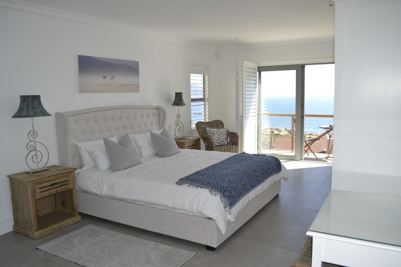 Hotel Oceans Drift à Le Cap Extérieur photo