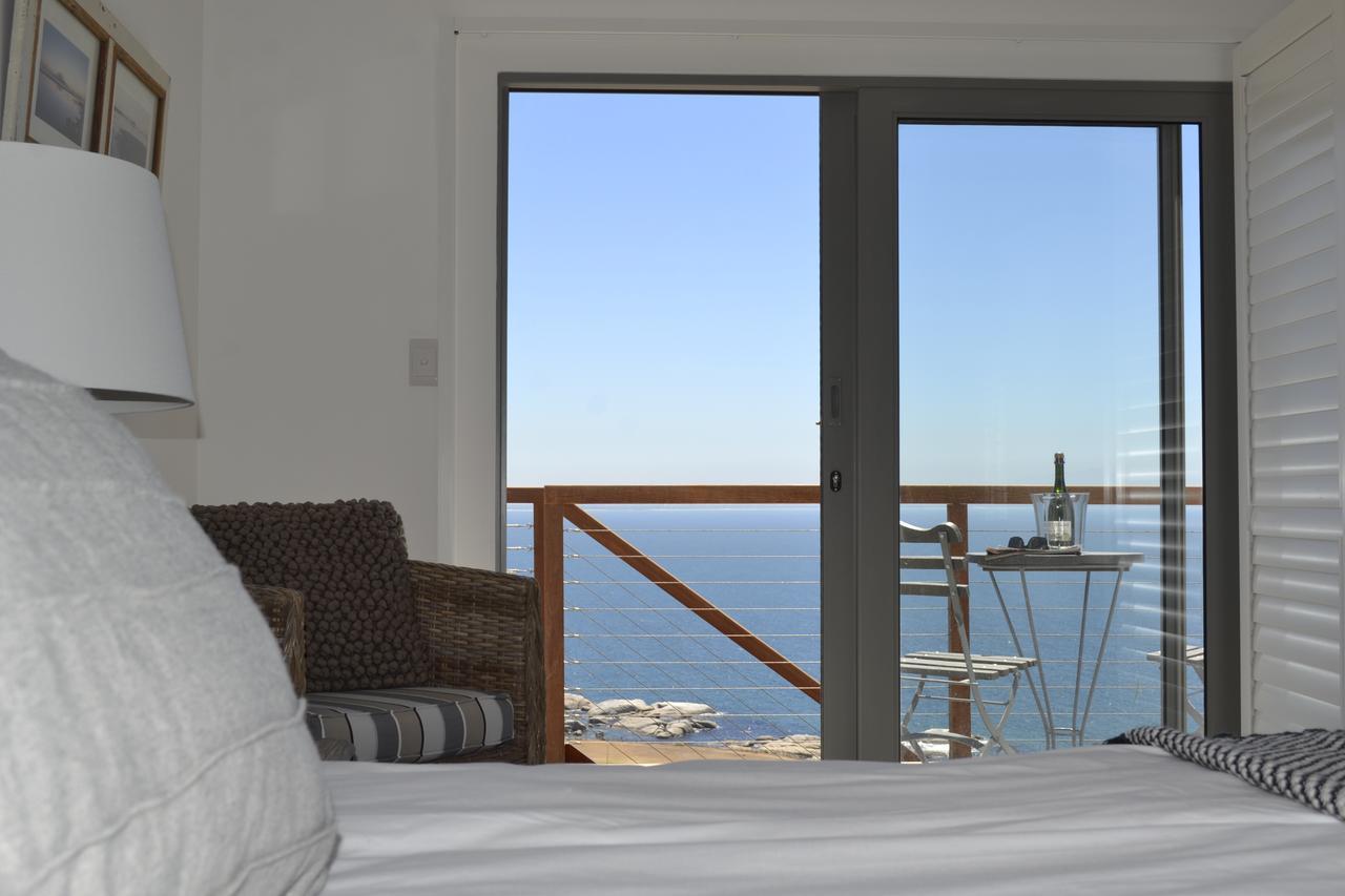 Hotel Oceans Drift à Le Cap Extérieur photo