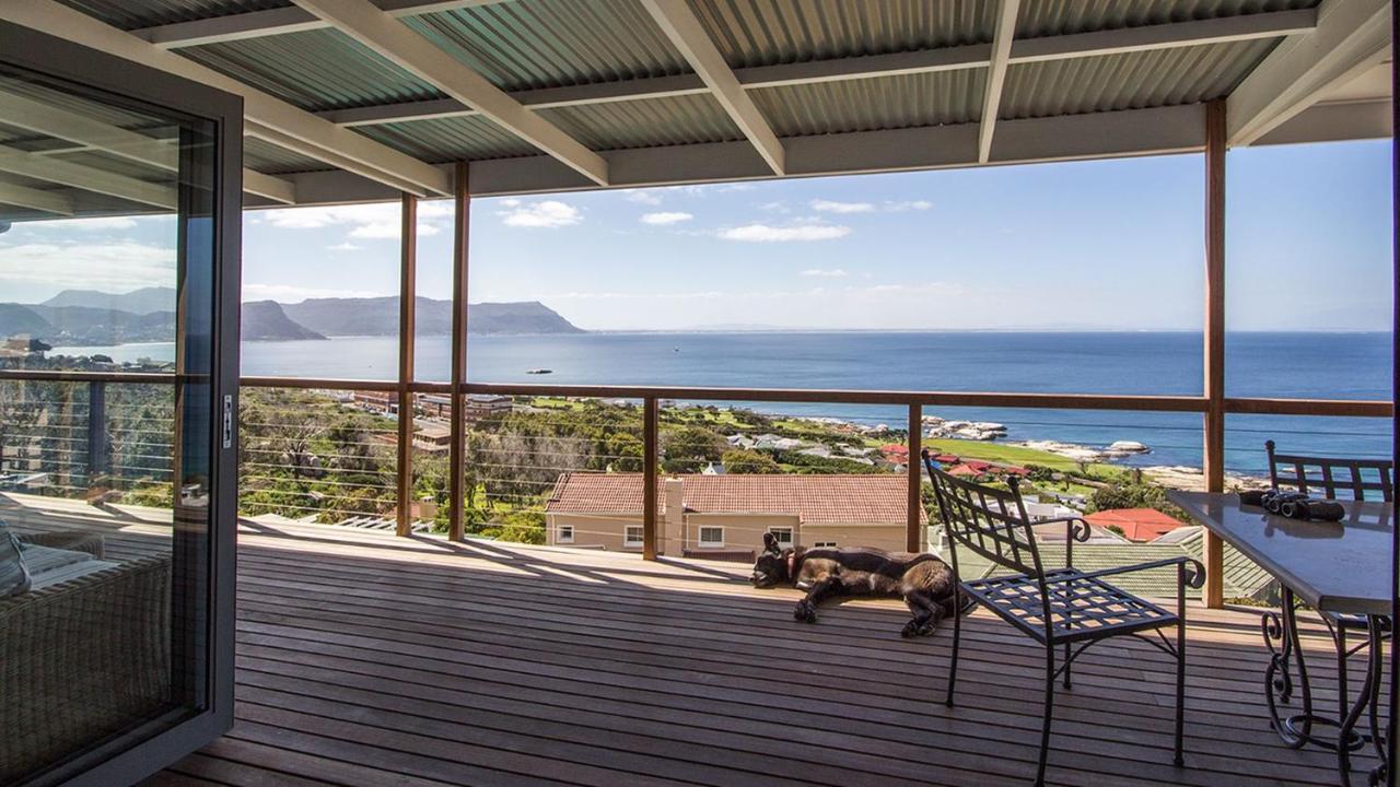 Hotel Oceans Drift à Le Cap Extérieur photo